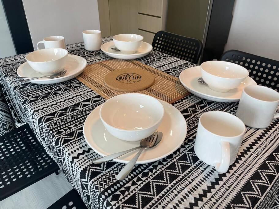 Apartamento Jesselton Quay,2Br,4-5Pax,Mountain View Kota Kinabalu Exterior foto